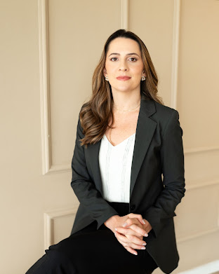Carolina Heringer - Advogada Criminalista
